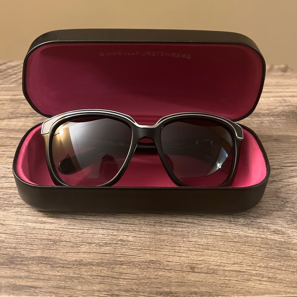Diane Von Furstenberg Sunglasses